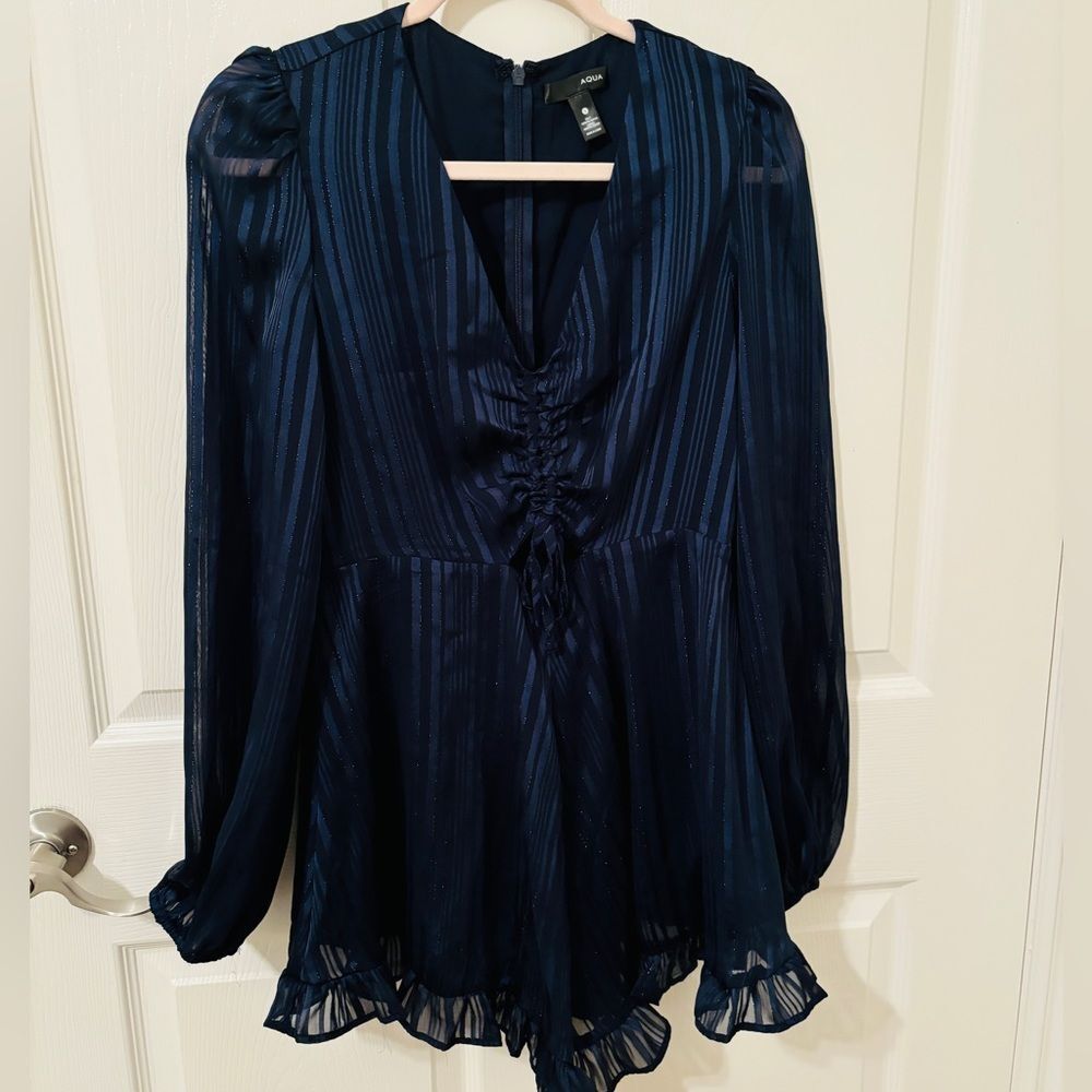 Short & Elegant Navy suit jumpsuit by Aqua, new with tag! - Picture 8 of 8